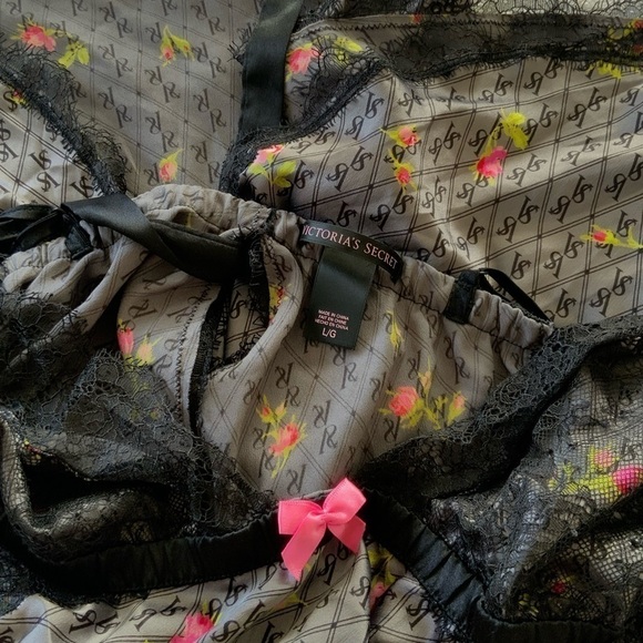 VICTORIA'S Secret Teddy Slip Lingerie - Picture 3 of 3